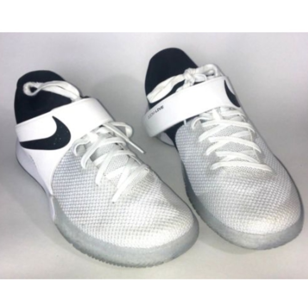 Nike Zoom Live Athletic Basketball Shoes Size 10
